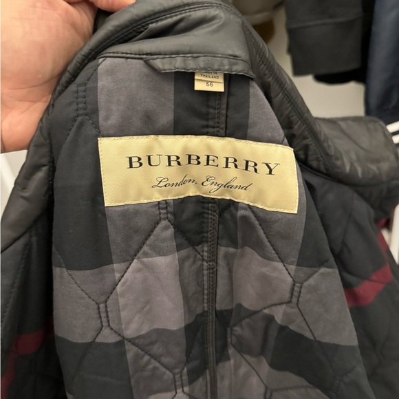 Burberry size 56 - Picture 1 of 3